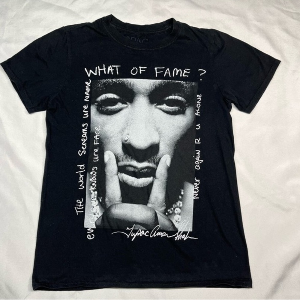 Tupac "What of Fame?" M Black T-Shirt Size Small 100% Cotton 2PAC Shakur